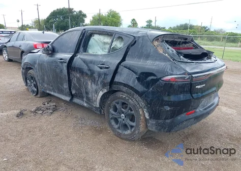 2024 Dodge Hornet Gt Awd z USA, uszkodzony, nr VIN ZACNDFAN1R3A10722